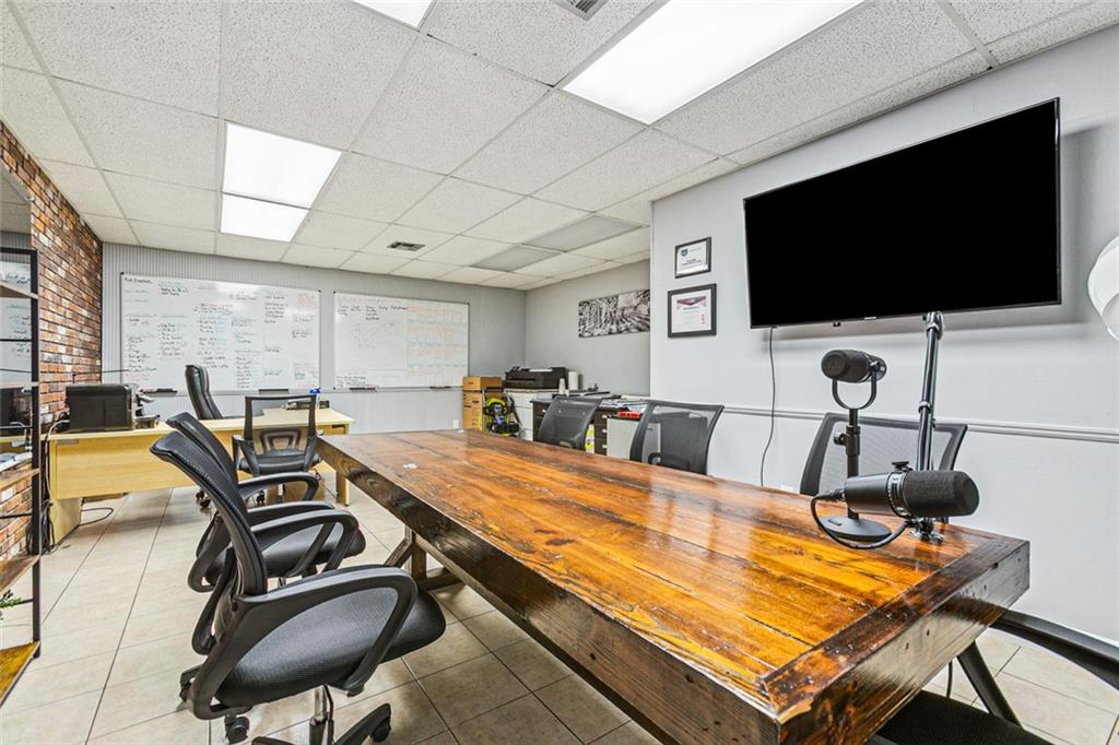 628 and 638 PAPWORTH Avenue