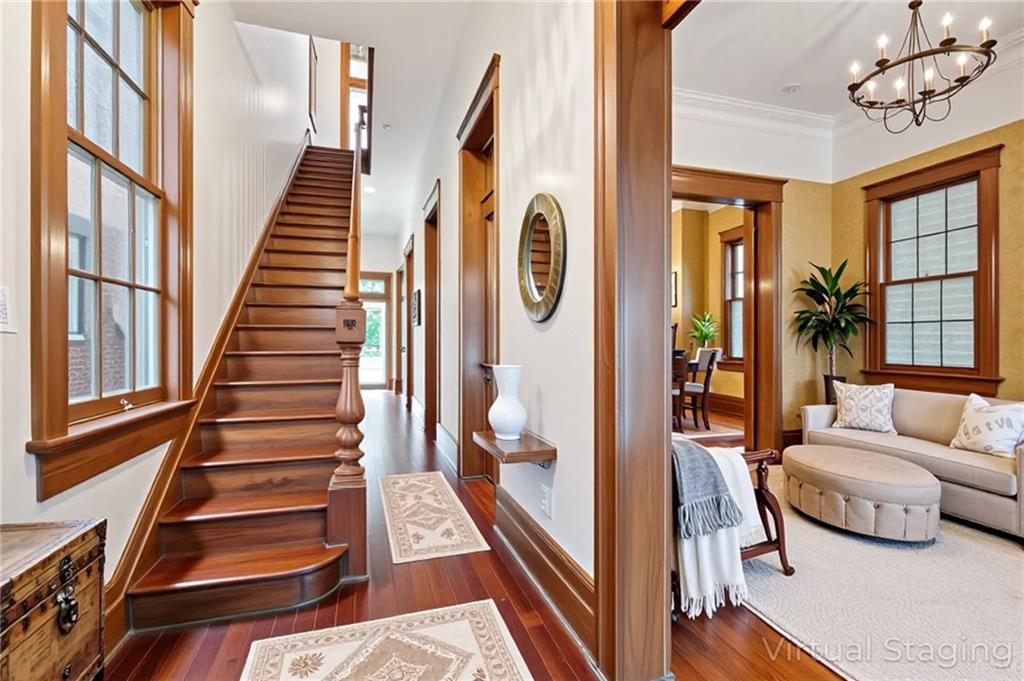 832 ESPLANADE Avenue