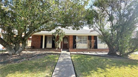 119 DONELON Drive Harahan LA 70123