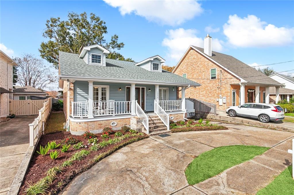 1024 MARTIN BEHRMAN Walk