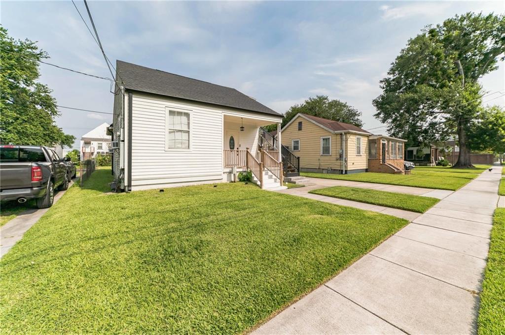616 LEBEAU Street