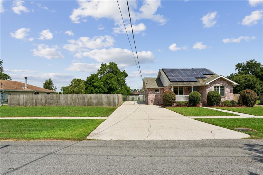 2520 MARGARET Lane
