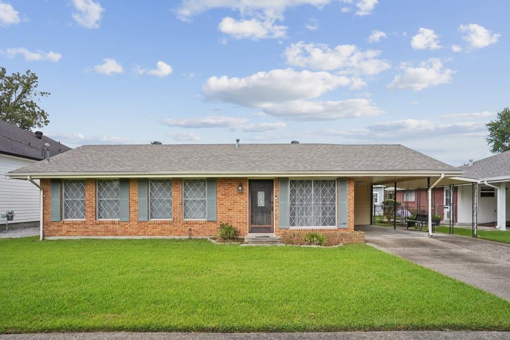 116 ELIZABETH Avenue