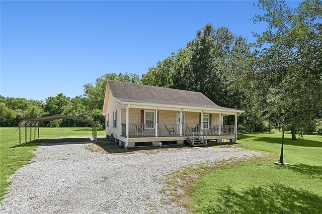 1558 BAYOU Road