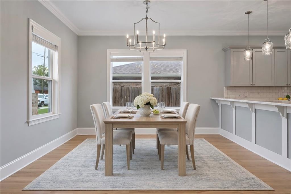 1504 CARNATION Avenue