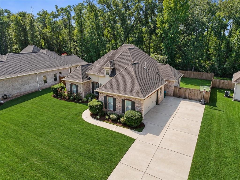725 POPLAR CREEK Court