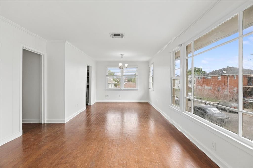 1919 21 S RENDON Street