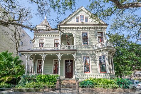 Photo of 2503 ST CHARLES Avenue, New Orleans, LA 70130 (MLS # 2557728)
