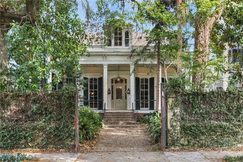 1433 ST MARY Street New Orleans LA 70130