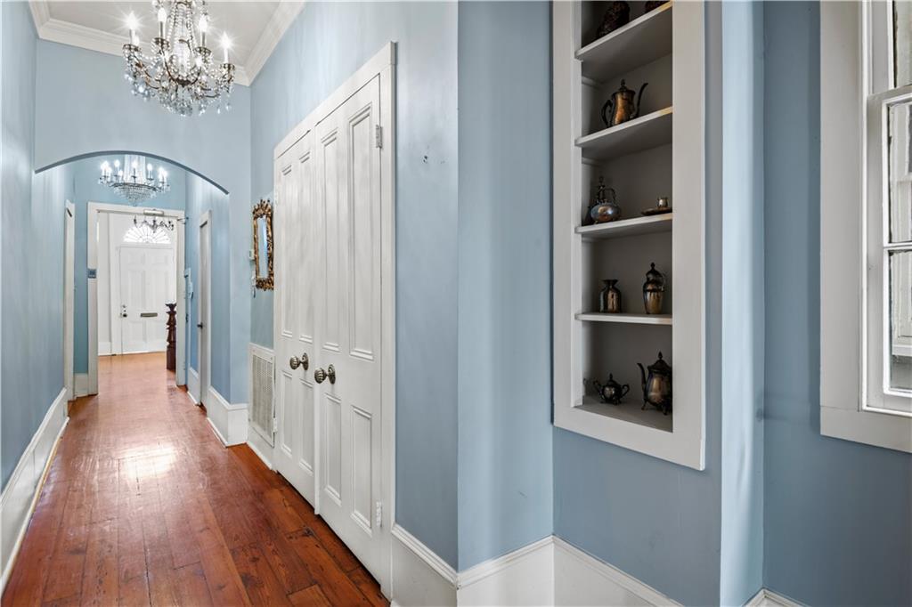 723 ESPLANADE Avenue