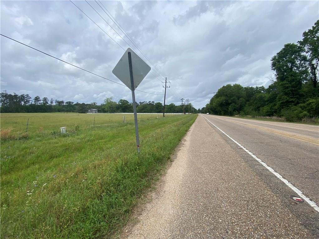 21297 E HIGHWAY 190 Highway