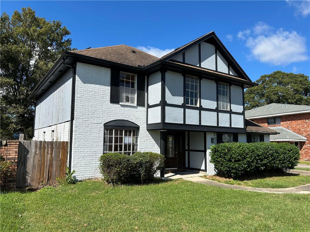 61 GRAND CANYON Drive