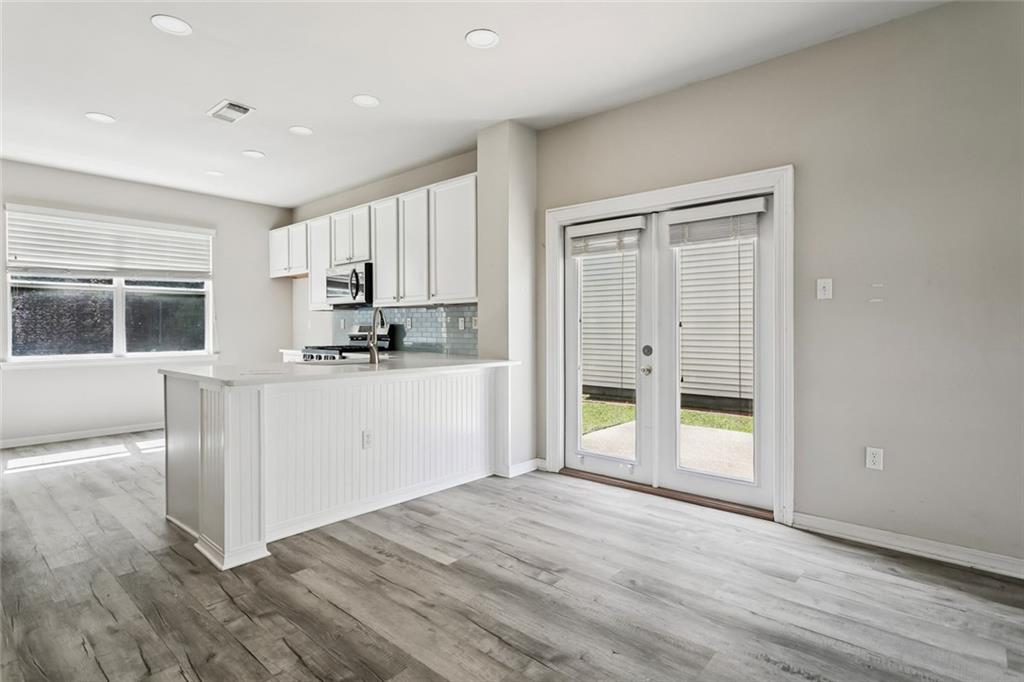 3061 DUNDEE Loop