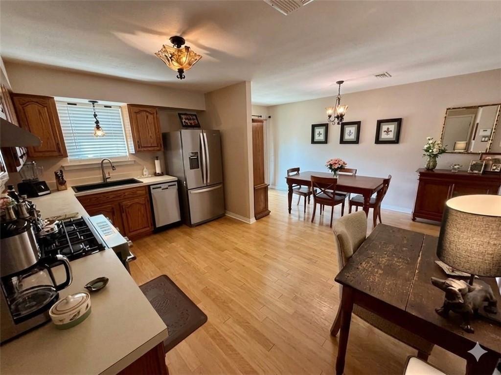 1136 GENERES Drive