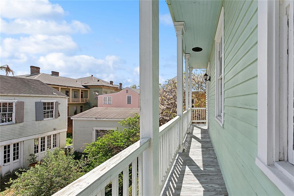 New Orleans, Louisiana 70130, United States, 2 Bedrooms Bedrooms, ,2 BathroomsBathrooms,Residential,Active,101203