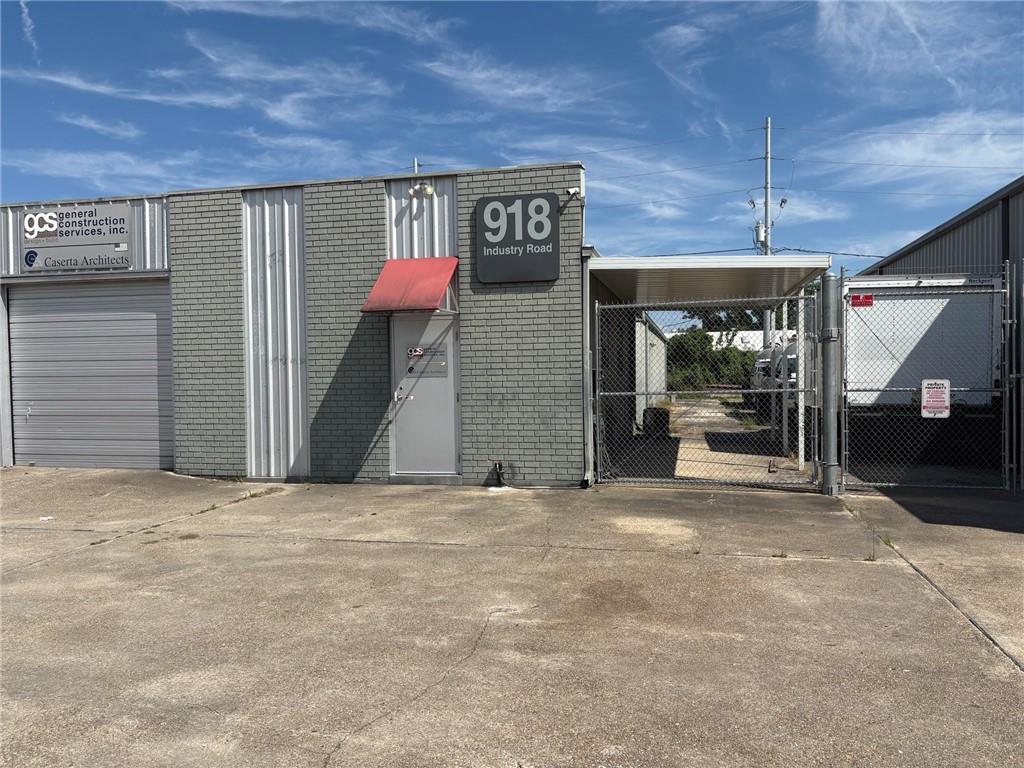 918 INDUSTRY Road