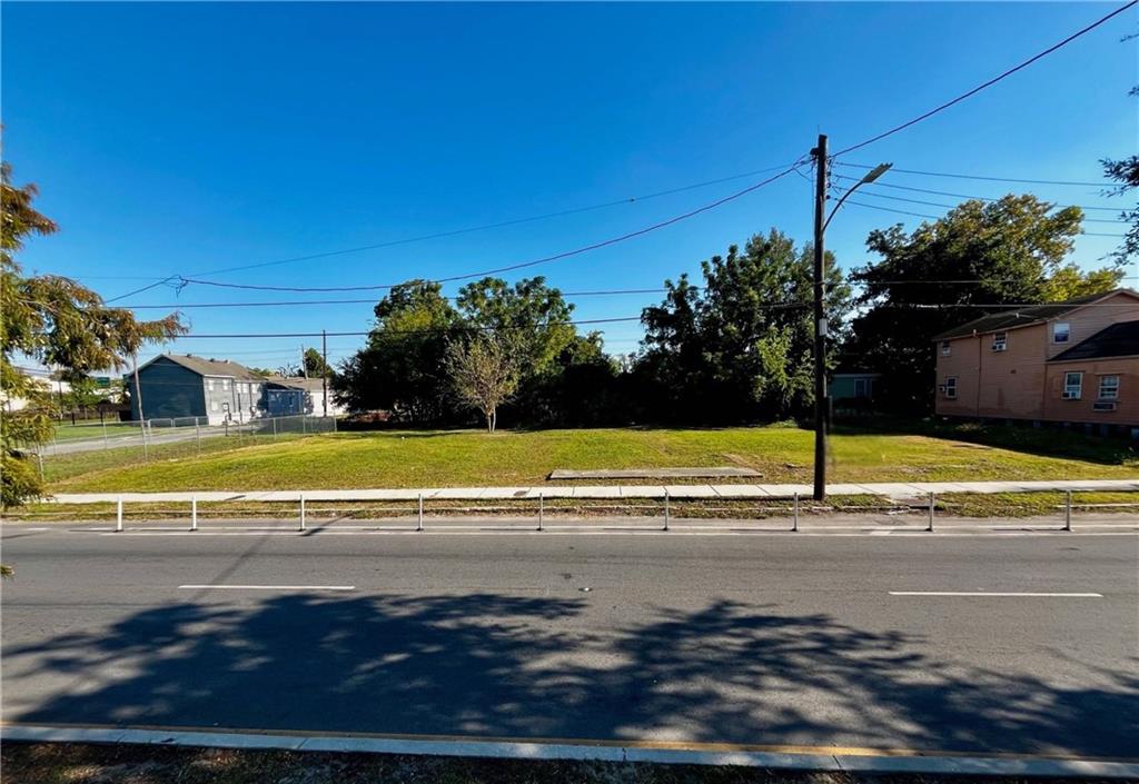2813 MARTIN LUTHER KING JR Boulevard
