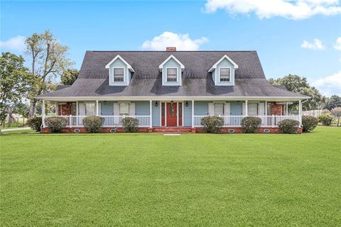 12901 RIVER Road Luling LA 70070