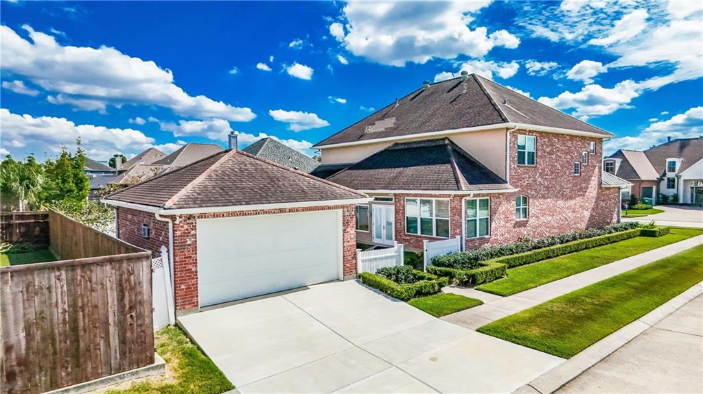 224 LEGRANDE BAYOU Lane
