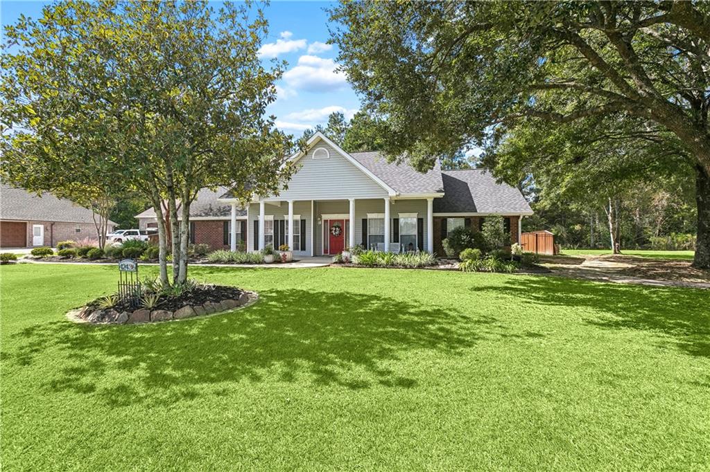 42436 FOREST Lane