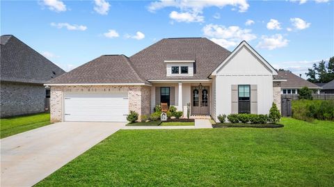 Photo of 2017 WHITE DOVE Drive, Madisonville, LA 70447 (MLS # 2560685)