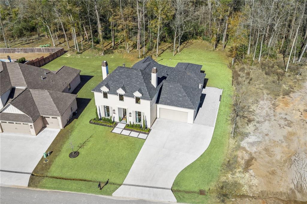 5057 TWIN RIVER Place