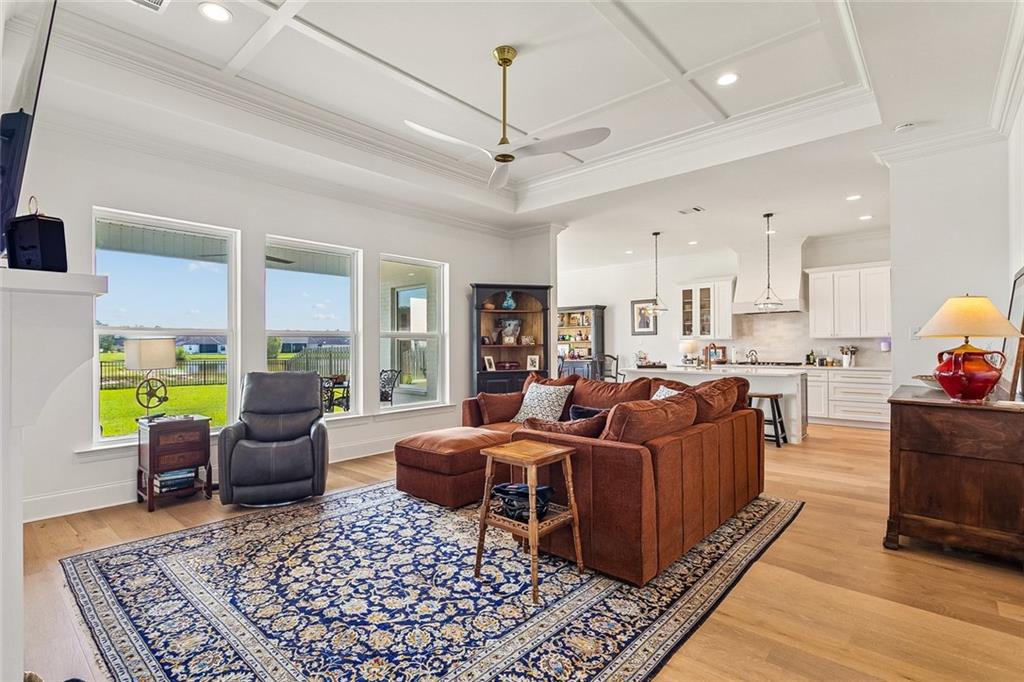 7013 BALD EAGLE Circle