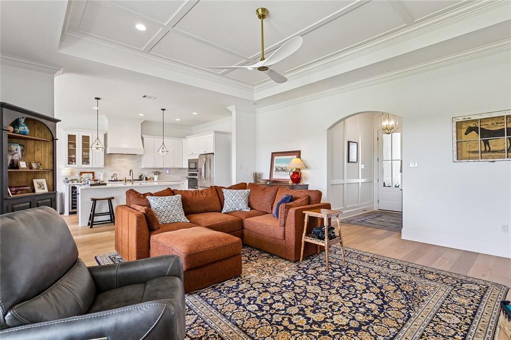 7013 BALD EAGLE Circle