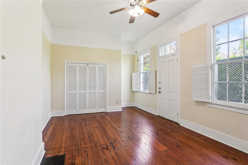 New Orleans, Louisiana 70130, United States, 8 Bedrooms Bedrooms, ,4 BathroomsBathrooms,Residential,Active,109556