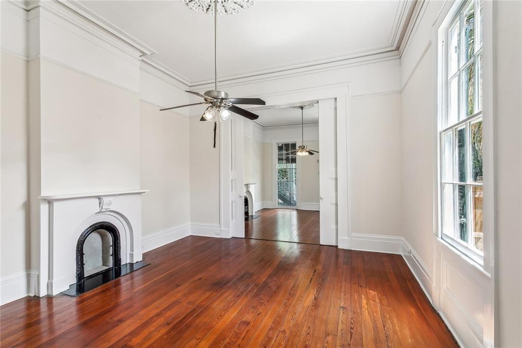 New Orleans, Louisiana 70130, United States, 8 Bedrooms Bedrooms, ,4 BathroomsBathrooms,Residential,Active,109556