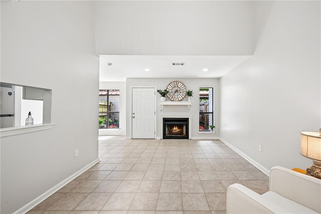 128 W PINERIDGE Drive 128