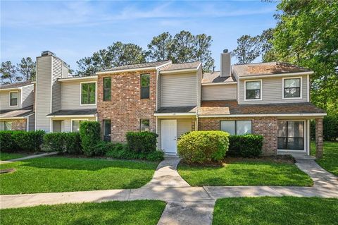 Photo of 128 W PINERIDGE Drive #128, Mandeville, LA 70448 (MLS # 2553670)