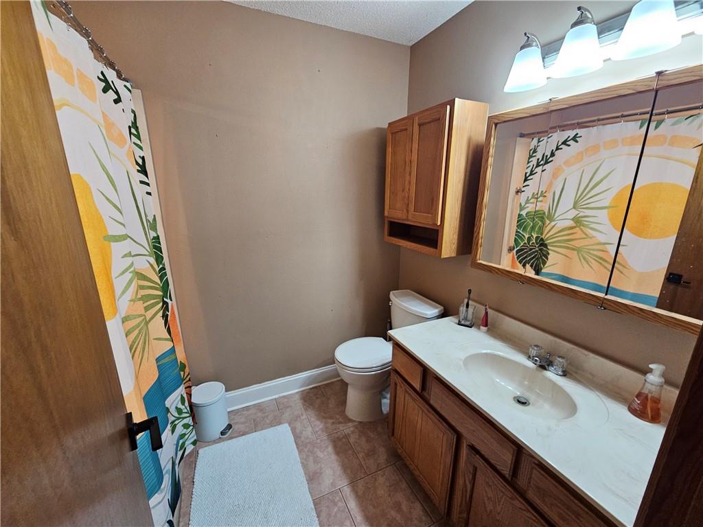 Marrero, Louisiana 70072, United States, 3 Bedrooms Bedrooms, ,2 BathroomsBathrooms,Residential,Pending,58636