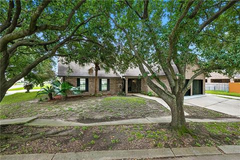 Photo of 2500 ORBIT Court, Harvey, LA 70058 (MLS # 2561755)