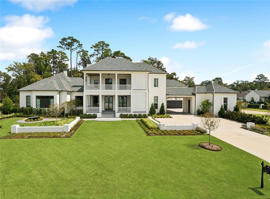 4 CRYSTAL LAKE Lane