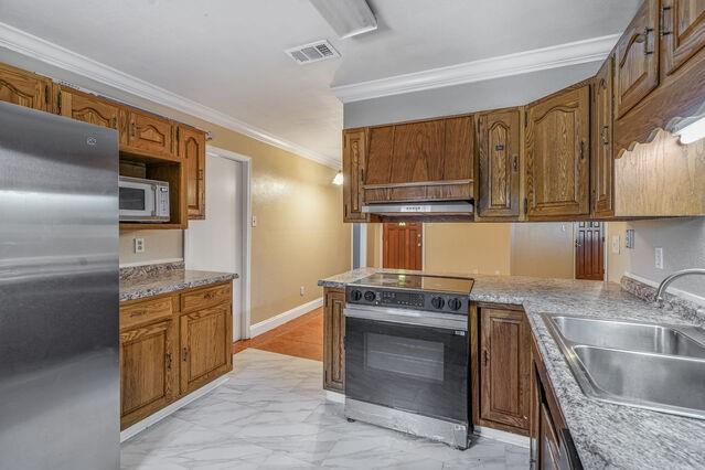 1832 FAITH Place