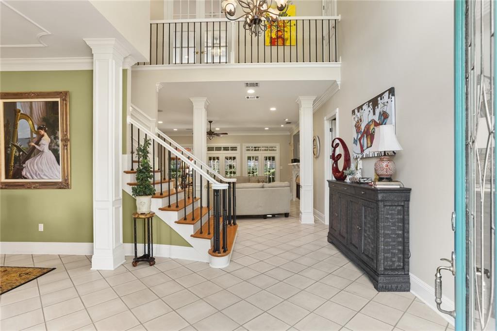 38 CASTLE PINES Drive