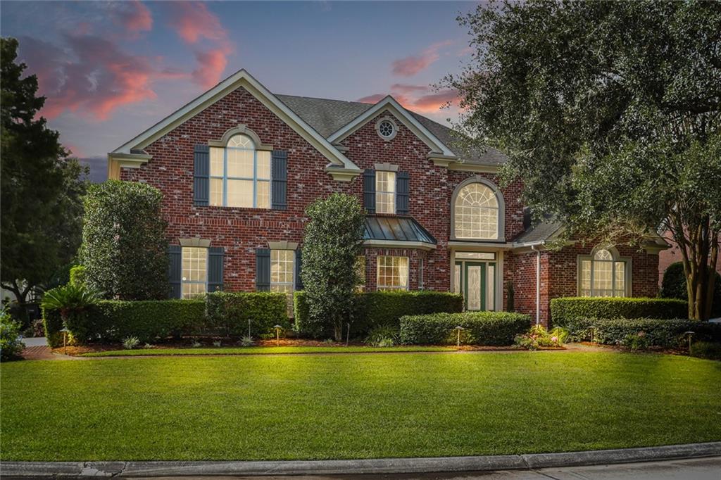 38 CASTLE PINES Drive