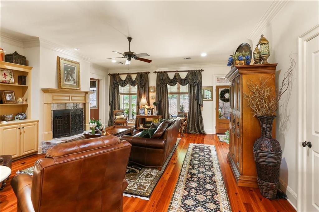 29 FAIRWAY OAKS Drive