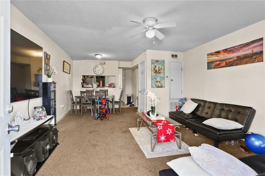 5975 - 81 81 TULLIS Drive