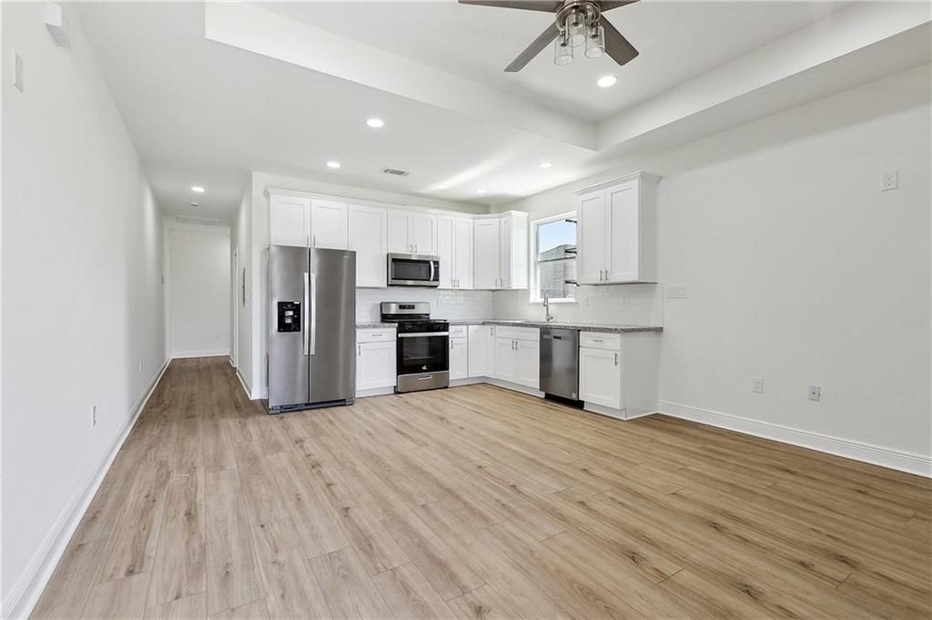 9025 27 TITAN Drive