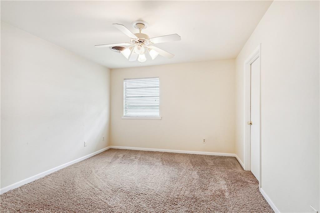 New Orleans, Louisiana 70124, United States, 3 Bedrooms Bedrooms, ,3 BathroomsBathrooms,Residential,Active,122109