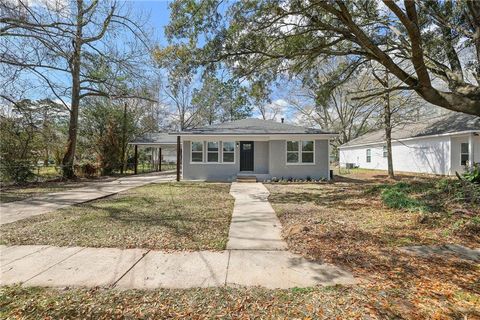 Photo of 716 S 1ST Street, Amite, LA 70422 (MLS # 2545809)
