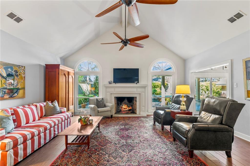 109 BAYOU PEREZ Drive