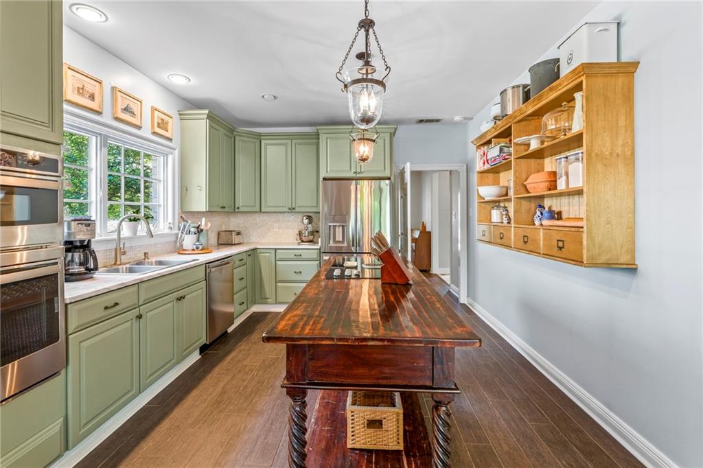 109 BAYOU PEREZ Drive