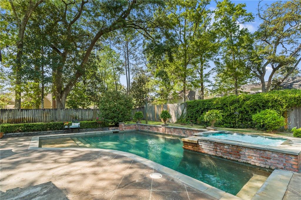 109 BAYOU PEREZ Drive