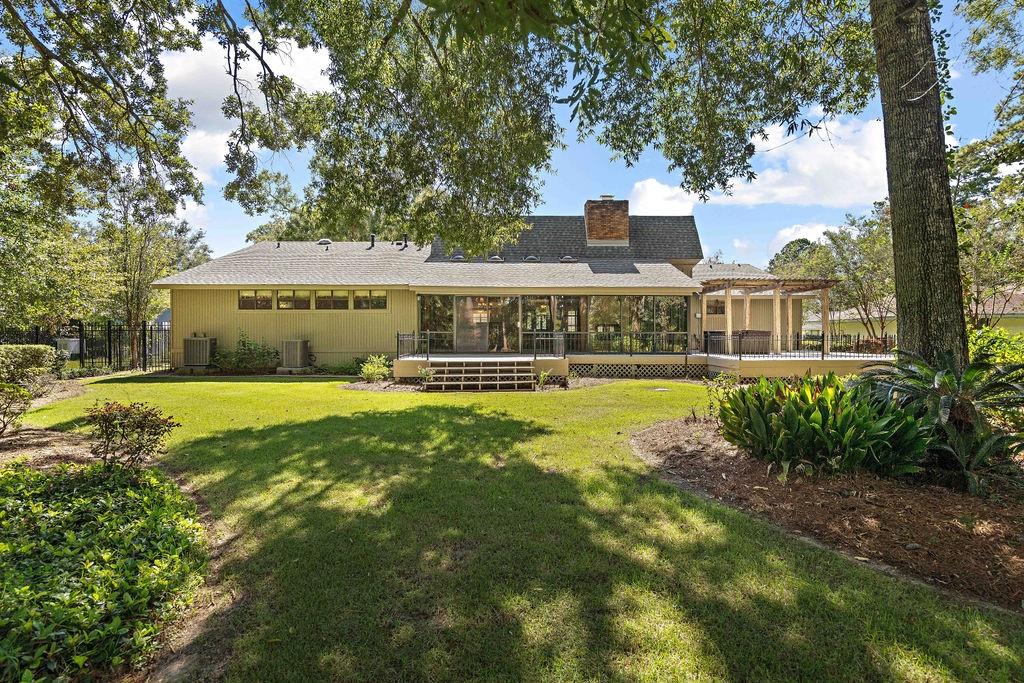751 BOCAGE Lane