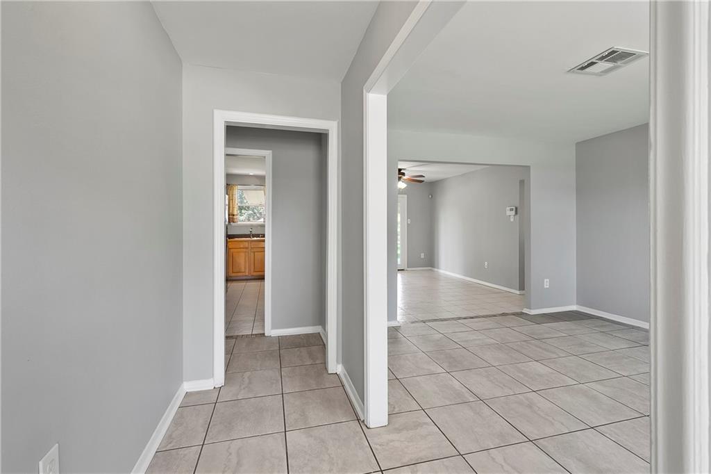 3327 RIVER OAKS Drive