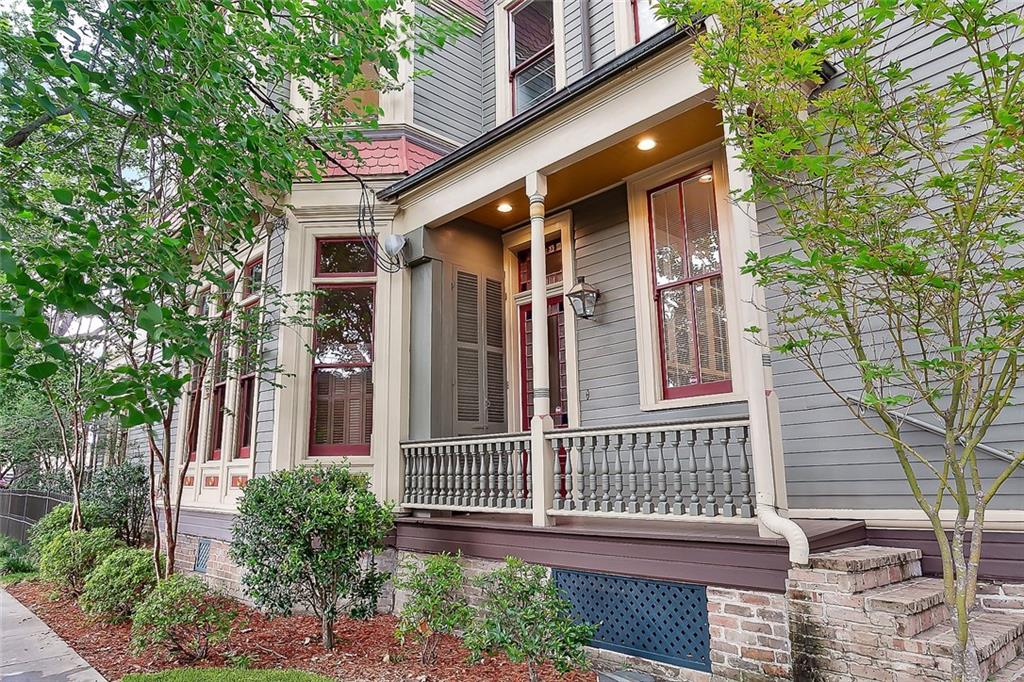 New Orleans, Louisiana 70115, United States, 5 Bedrooms Bedrooms, ,6 BathroomsBathrooms,Residential,Pending,70142