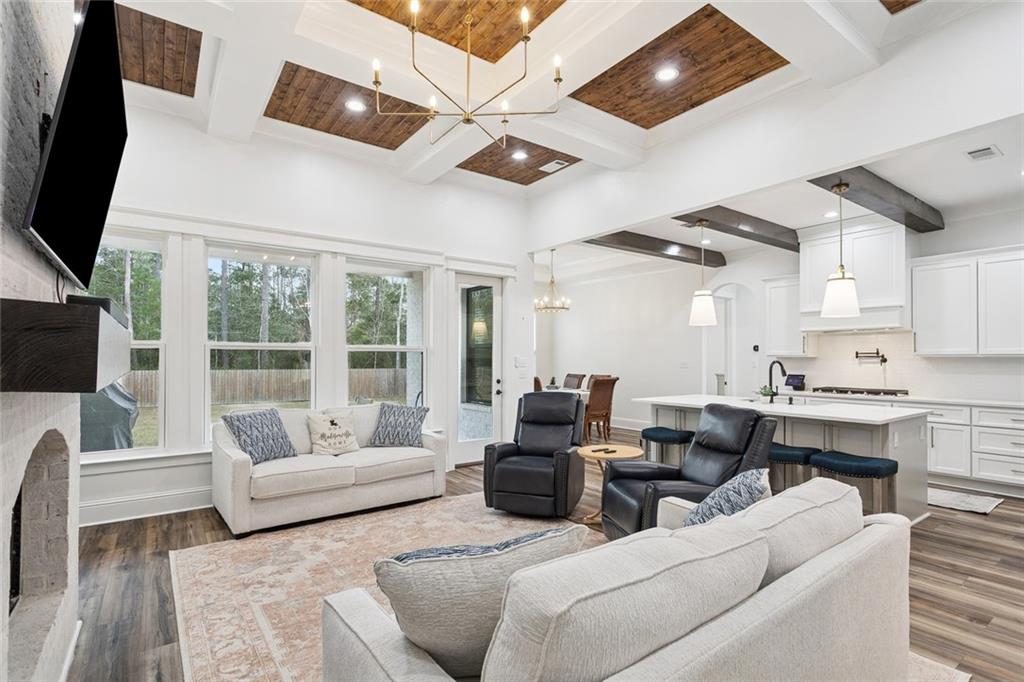 420 BELLE POINTE Drive